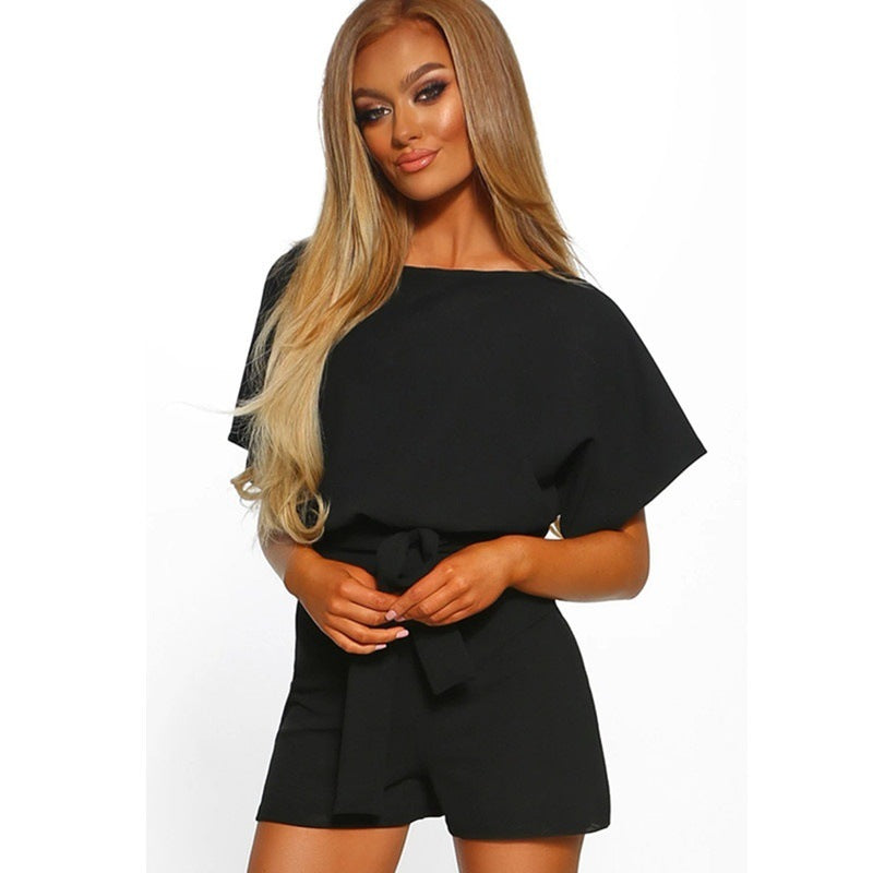The short-sleeved jumpsuit
