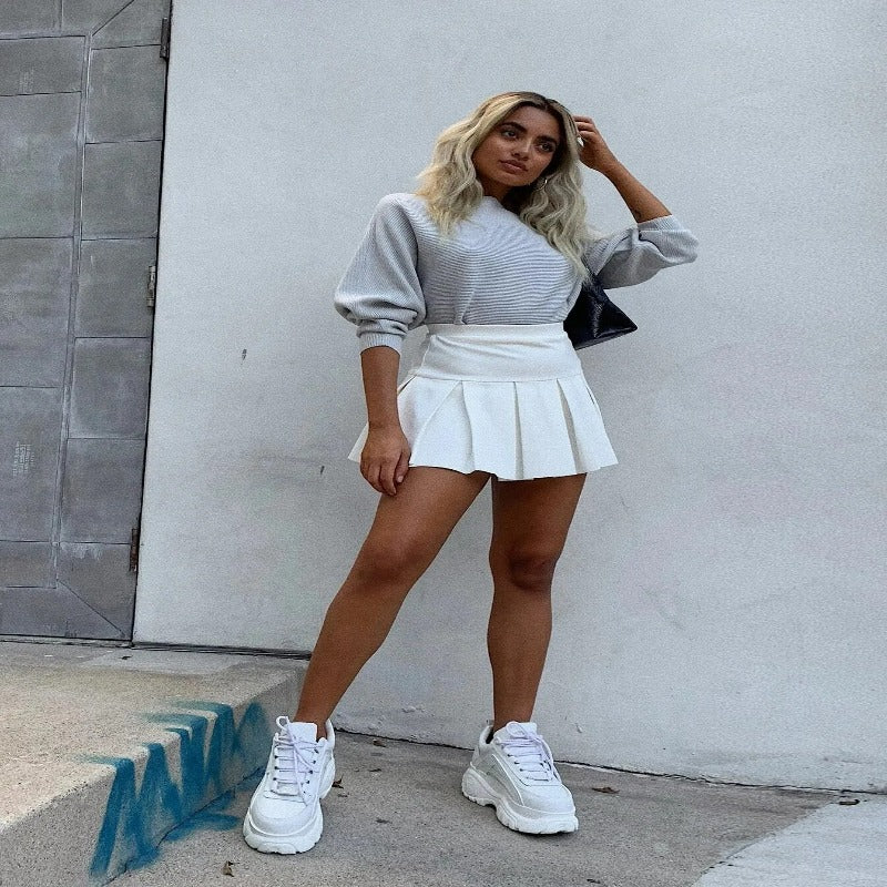 Fashionable pleated skirt for autumn/winter