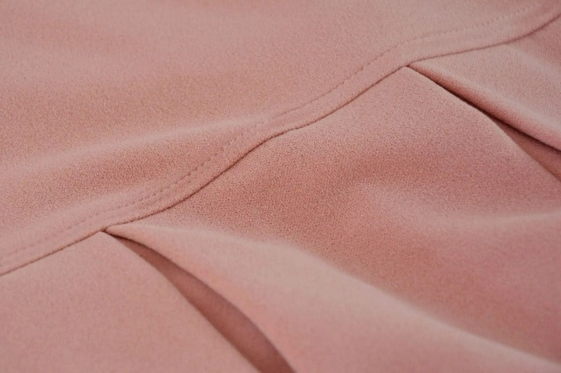 Fashionable pleated skirt for autumn/winter