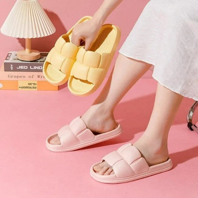 Thick-soled house sandals