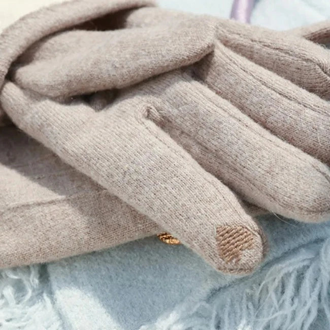 The cashmere gloves for women!