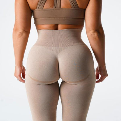 Unsere nahtlose Leggings für dein Fitness-Game!"